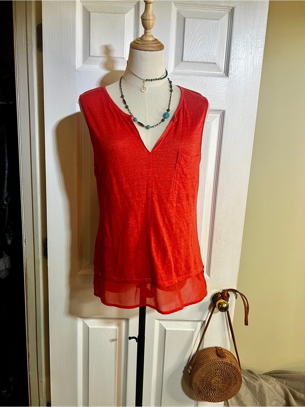 Sanctuary Wms Coral‎ Linen Sleeveless Split Neck Preppy Coastal Casual Top M